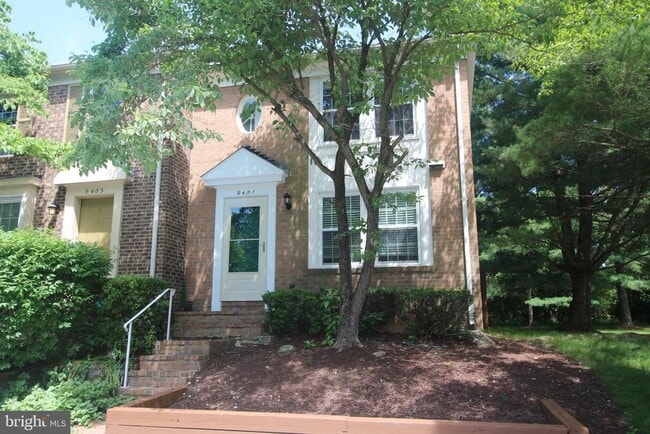 Building Photo - 9401 Lost Trail Way