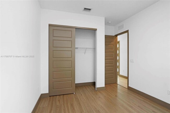 Building Photo - 15957 SW 136 Way