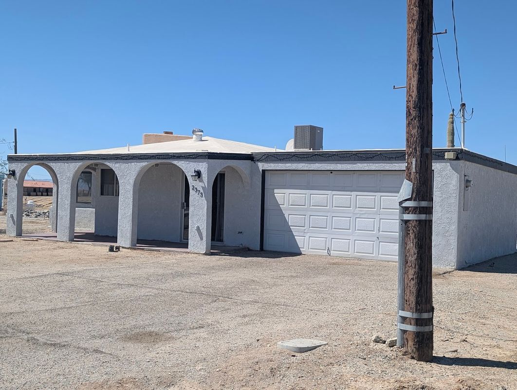 Building Photo - 2373 Oahu Ln