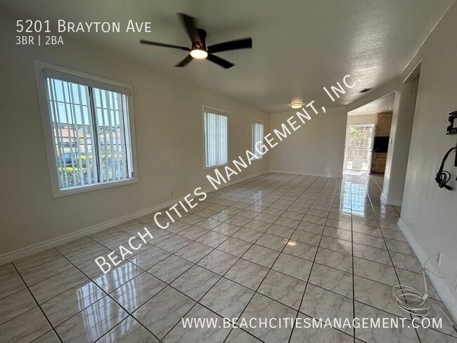 Building Photo - 5201 Brayton Ave