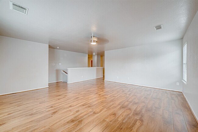 Building Photo - 9514 Sedge Wren Ct