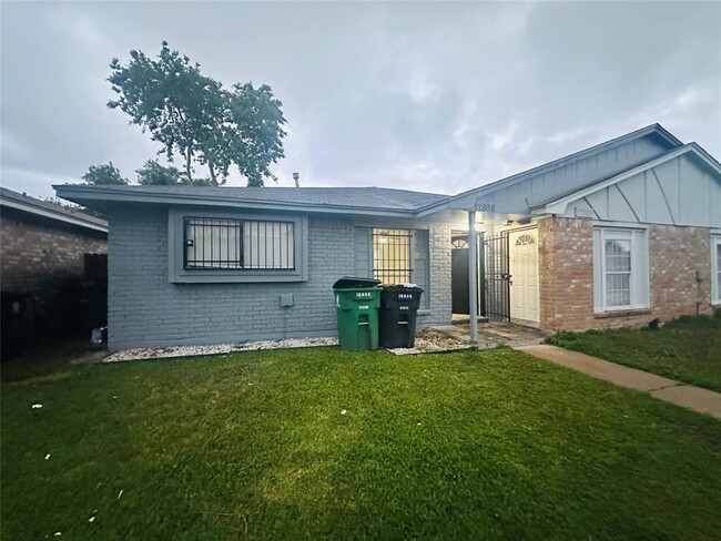 Primary Photo - 12808 Dairy Brook Dr