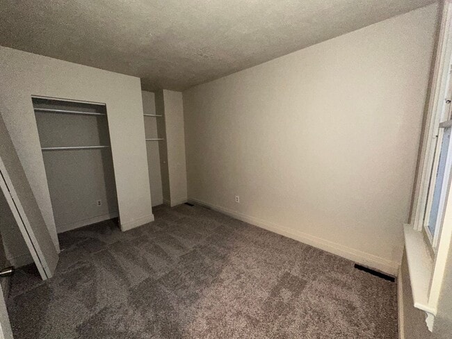 Building Photo - 3 Bedroom Home in Lebanon City