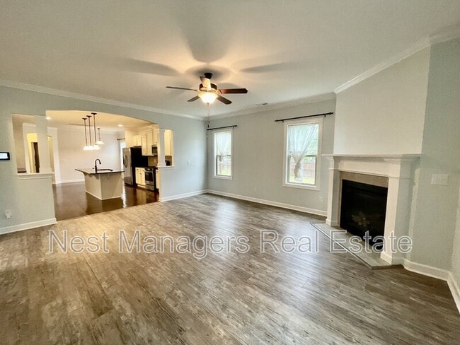 Building Photo - 3037 Eaglecrest Ln