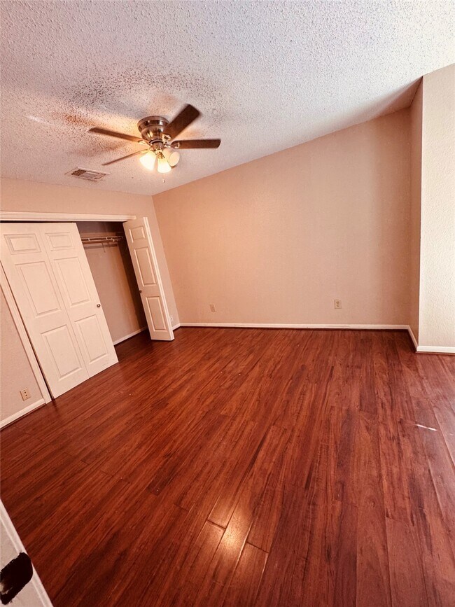 Building Photo - 14810 Rancho Vista Dr