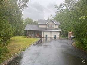 Building Photo - 3 Bedroom, 2.5 Bath Single Family Home