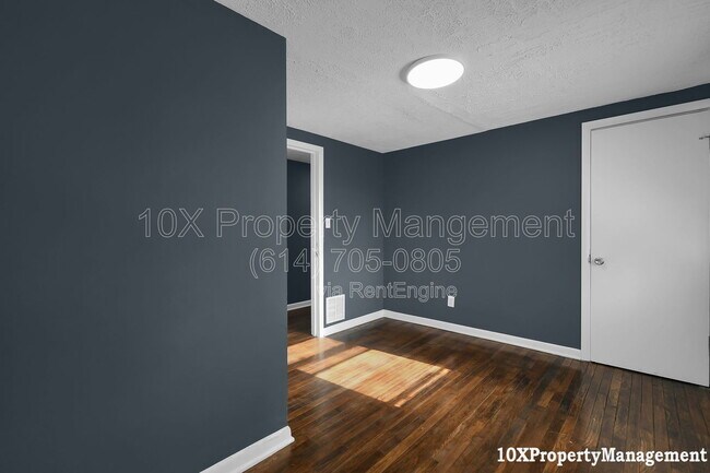 Building Photo - 455 S Napoleon Ave