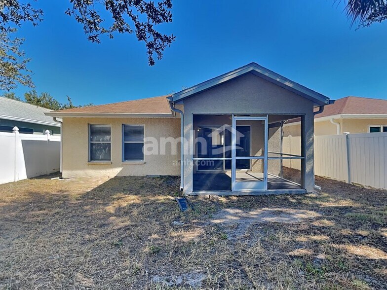 Building Photo - 11347 Cocoa Beach Dr