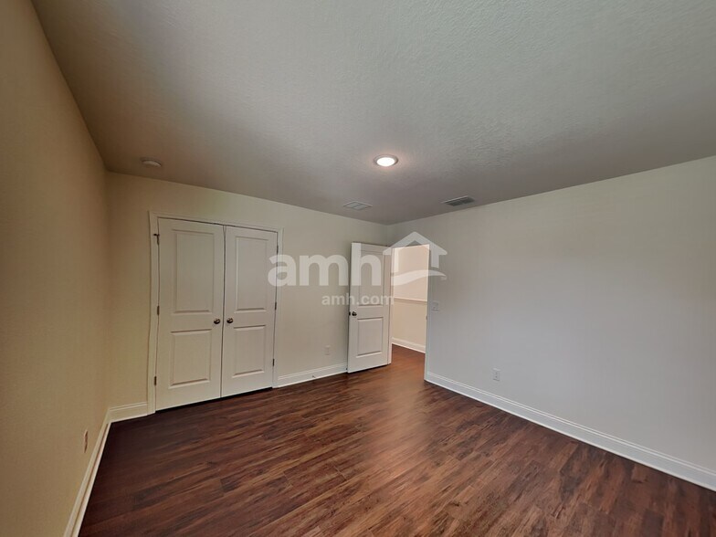 Building Photo - 6214 Little Blf Cir