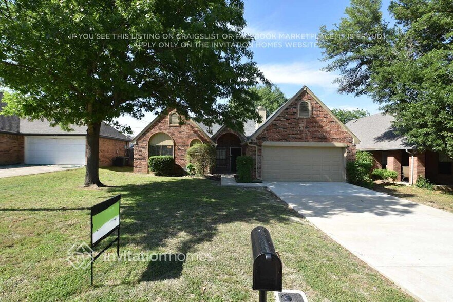 Primary Photo - 715 Meadowdale Rd