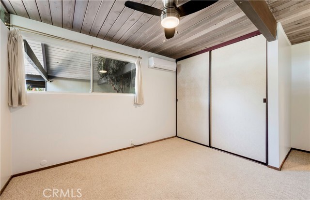 Building Photo - 4924 E Elsinore Ave