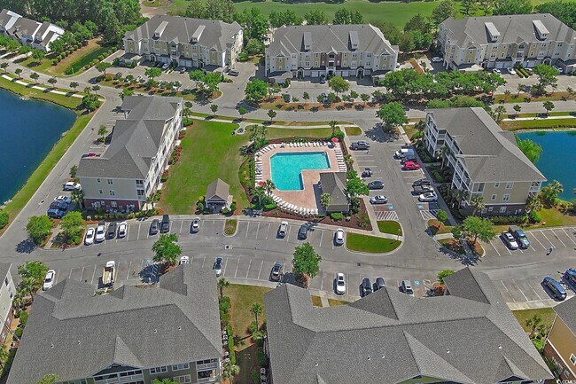 Building Photo - 6203 Catalina Dr