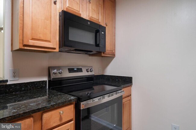 Building Photo - 10300 Appalachian Cir