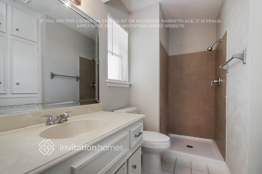 Building Photo - 29114 Raestone St