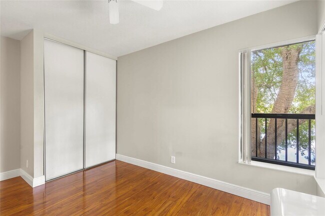 Building Photo - 3167 Cocoplum Cir