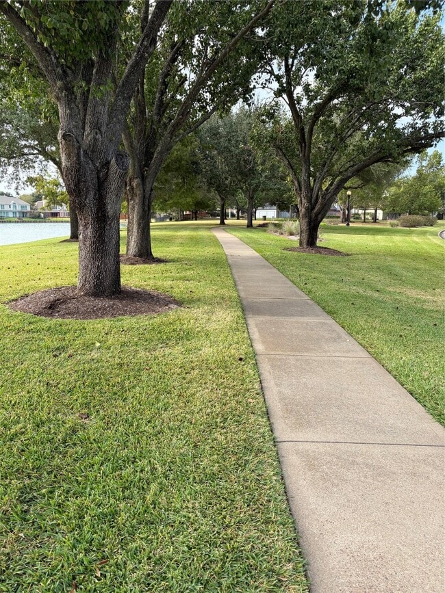 Building Photo - 1222 Bluestone Dr