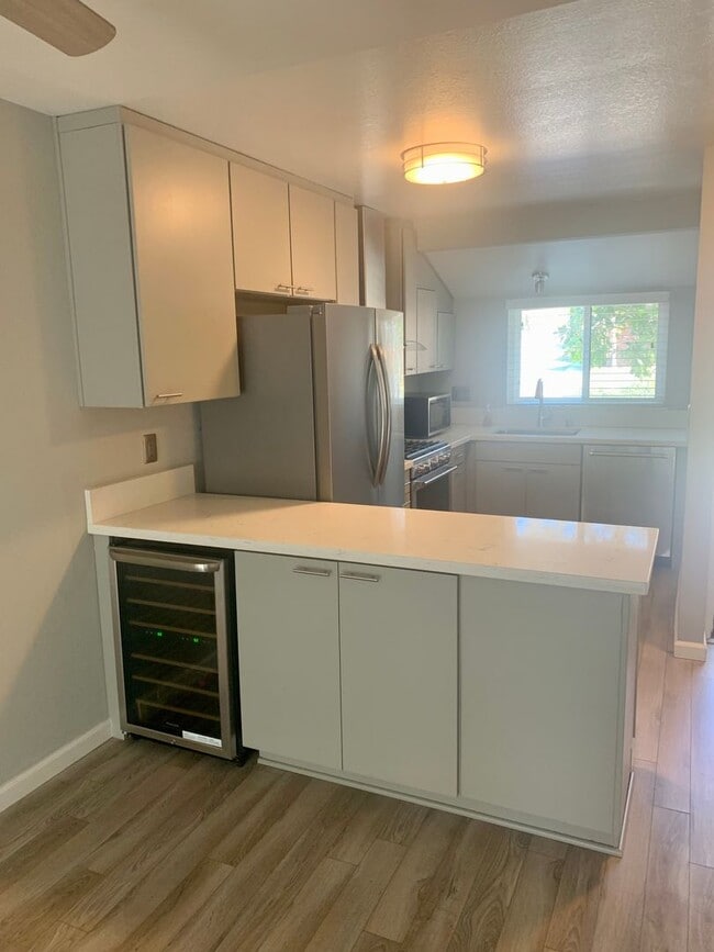 Building Photo - Remodeled, Upstairs 2BD / 1BA Condo Less Than 1/2 Mile From the Beach