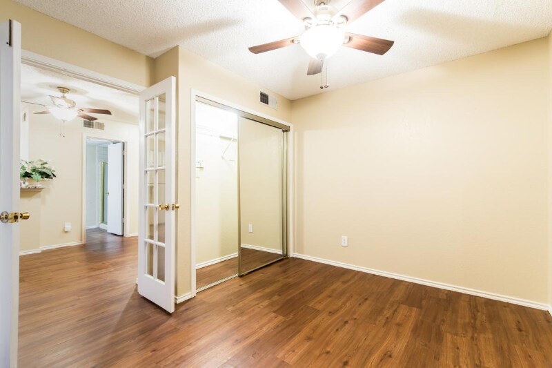 Building Photo - 1704 Baird Farm Cir