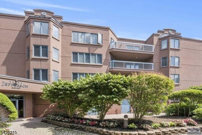 Building Photo - 406 Jefferson Ct