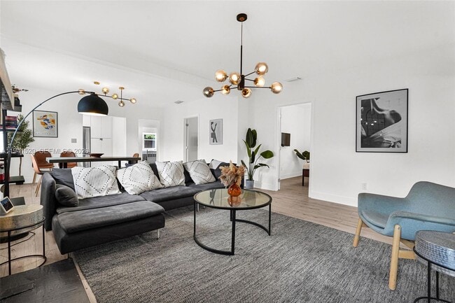 Building Photo - 37 NW 47th St