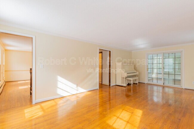 Building Photo - 57 Ellise Rd