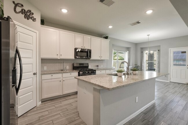 Building Photo - 23807 Brenta Valley Dr