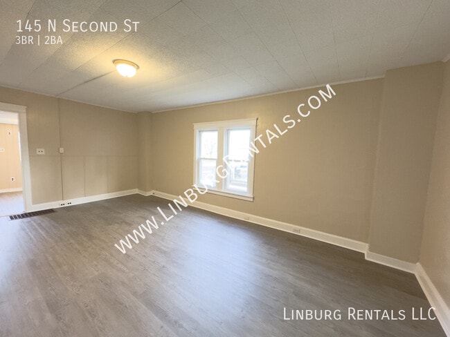 Building Photo - 145 N Second St-