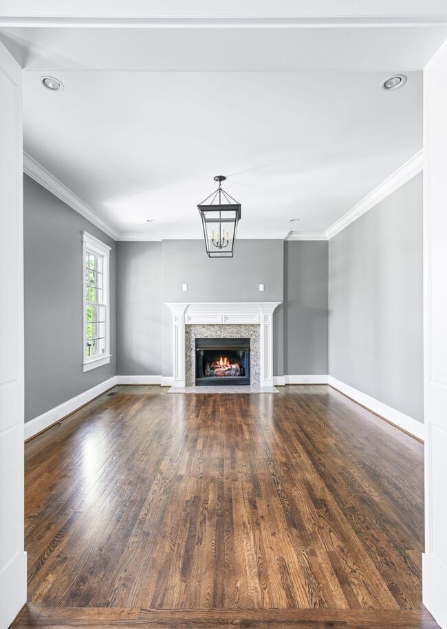 Building Photo - A timeless Cape Cod-style estate!