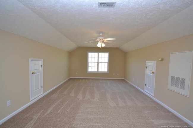 Building Photo - 361 Americana Dr