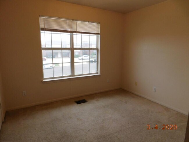 Building Photo - 2811 Cantabrian Dr