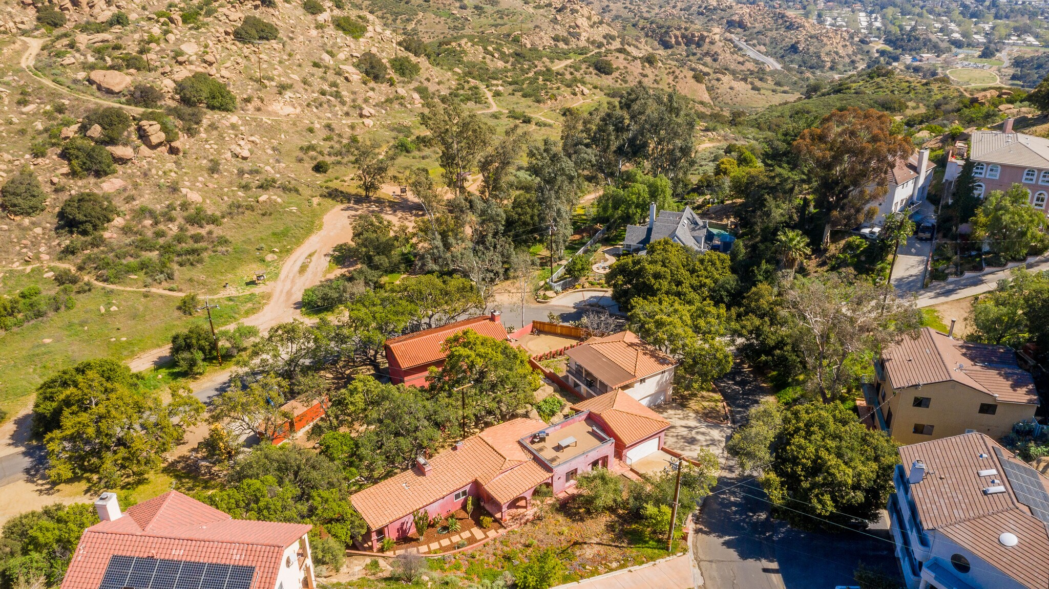 Building Photo - 7846 Lilac Ln