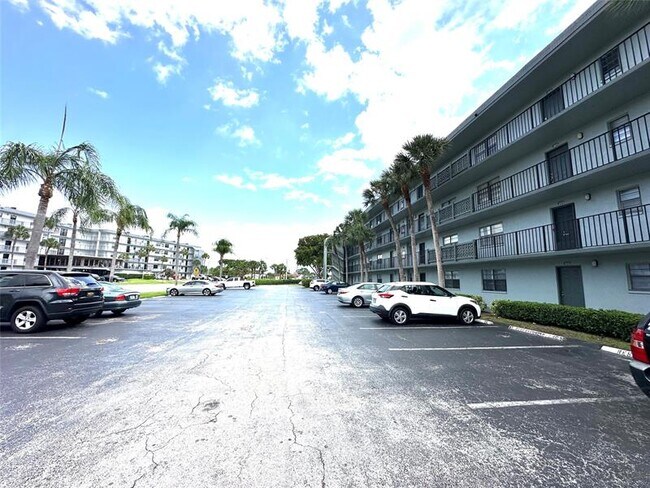Building Photo - 9440 SW 8th St