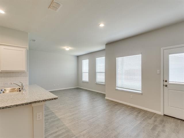 Building Photo - 8524 Big Apple Dr
