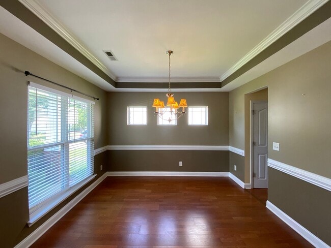 Building Photo - 115 N Field Dr