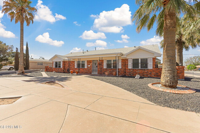 Building Photo - 9000 McCabe Dr