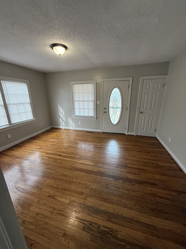 Building Photo - 505 Sunrise Blvd