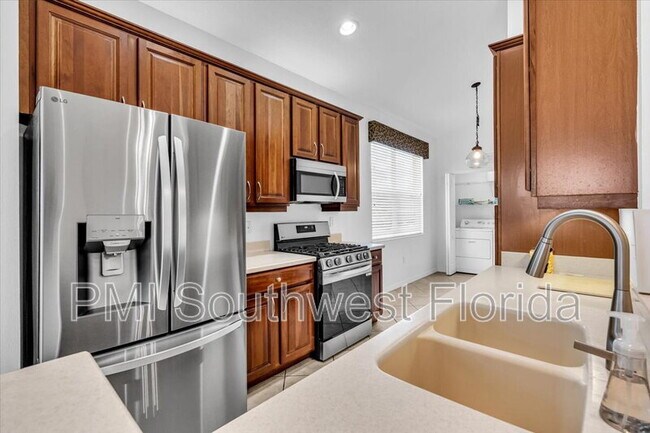 Building Photo - 6393 Rookery Cir