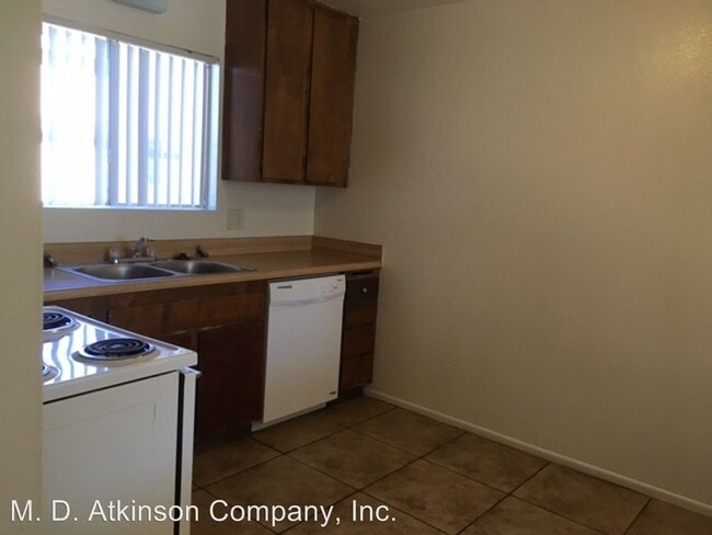 Building Photo - 3450-3501 Grassotti Ct