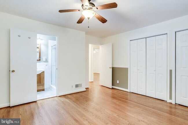 Building Photo - 5225 Old Dominion Dr