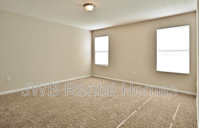 Building Photo - 4481 Civic Wy