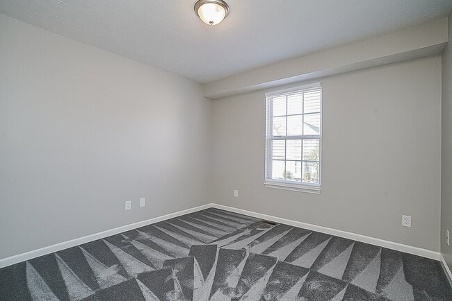 Building Photo - 123 Walton Village Dr