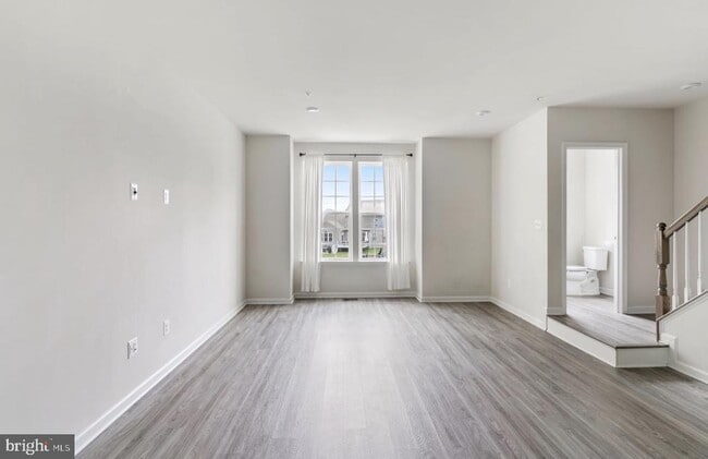 Building Photo - 44088 Eucalyptus Way