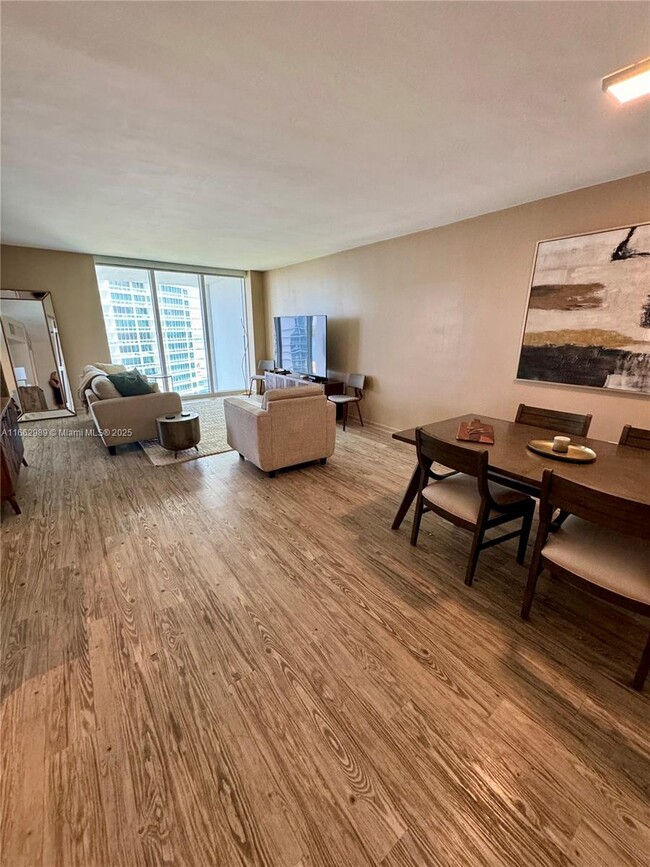 Building Photo - 10275 Collins Ave