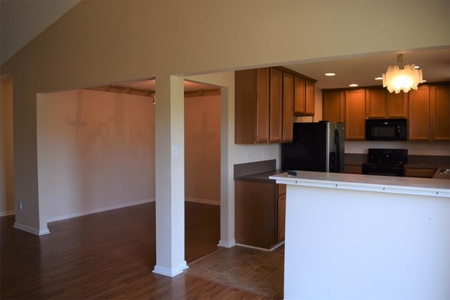 Building Photo - 6796 Gentle Oaks Dr