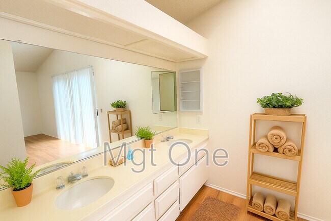 Building Photo - 25215 Morning Dove Way