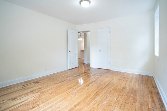 Building Photo - 667 Brooklyn Ave