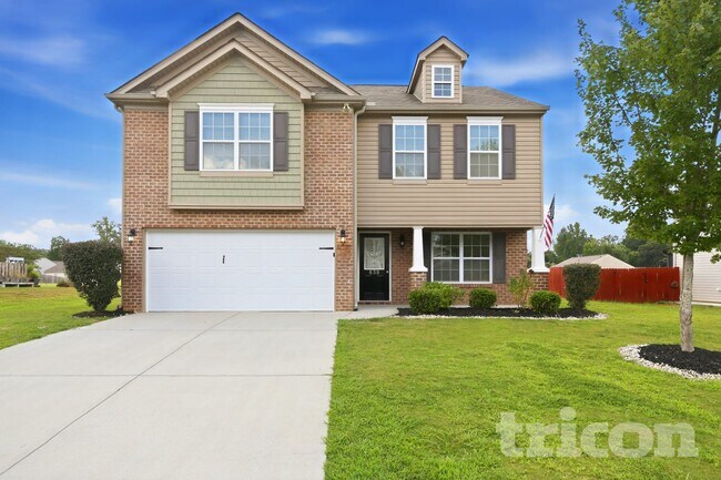 Building Photo - 639 Willow Bank Landing