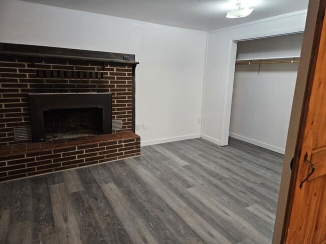 Master bedroom - 1832 Cannon St