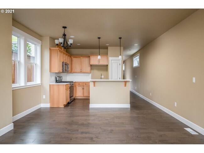 Building Photo - 9126 N Seward Ave