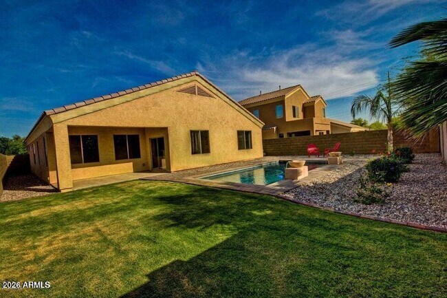 Building Photo - 3860 S Ashley Dr